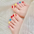 Unghie finte piedi fatte a mano colorate con motivi floreali su sfondo di seta metallica - Stile Patchwork Fiore Faccina Sorridente Colore Macaron (Unghia del Piede B58)