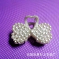 Elegante grote haarklem met witte parels in strikvorm en hartvormig detail - Pavé Vlinderstijl (8cm)