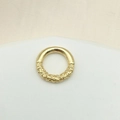 Perla ad anello in oro sabbiato con trama a rilievo vintage per creazione gioielli - Stile 06 (Piccolo Rilievo Dorato)
