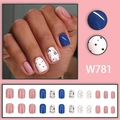 Unghie finte rosa e blu con motivi floreali e pois, set completo da 24 pezzi - W781 (Stile Colla)