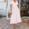 Kurzärmeliges rosa Maxikleid mit V-Ausschnitt, hoher Taille und dekorativer Knopfleiste - XS / Hellrosa