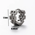 Boucle d'oreille homme en acier inoxydable argenté avec motif géométrique de dragon - Style Géométrique Carré (S140)