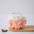 Creative wave shaped scented candle in a pink gradient with a decorative ribbon - Wave Pattern 5 / Pink