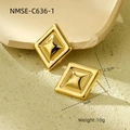 Minimalist gold-plated geometric square earrings with size 3cm x 2.5cm and weight 10g - Gold Rhombus
