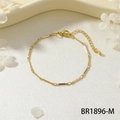 Detail of gold metal link bracelet with lobster clasp and adjustable extension chain - Cylindrical Link Splicing Style (BR1896-M)