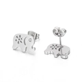 Boucles d'oreilles éléphant argentées avec fleurs ajourées et cristaux clairs - Boucles d'Oreilles Éléphant Argentées (KE89963-K)