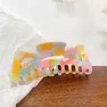 Oversized marble-patterned acetate hair claw clip with colorful rainbow pastel swirls - 13cm / Multicolor 13CM