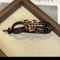 Elegante gebreide strik haarklem met luipaard hartpatroon in donkerbruin voor dames - Luipaard Hart Twist Clip