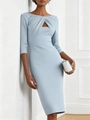 Detalle de vestido ajustado azul claro con nudo delantero y mangas de tres cuartos - S / Azul Cielo
