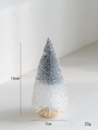 Miniatur Weihnachtsbaum beflockt in Blau-Weiß mit Holzsockel für die Tischdekoration - Klein / Silber