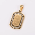 Detalle del colgante rectangular bañado en oro de 18k con caligrafía árabe y borde de cristal - Oro (Sin Cadena)