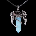 Pendentif dragon argenté avec cristal opale bleu clair sur cordon noir - Collier Opale (avec cordon)