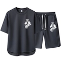 Ensemble de sport gris foncé pour homme avec t-shirt et short à cordon et logo lion - M / gris foncé