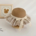 Elegant girls summer straw sun hat with delicate lace bow and ruffled mesh brim detail - Hat / Brown