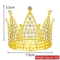 Detailed view of golden alloy crown with rhinestones, 5.5cm height and 7.5cm base diameter - 7-Point Full Diamond Gold 01