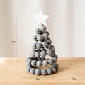 Nordischer 16cm grauer Weihnachtsbaum aus Holzperlen mit weißem Stern für den Tisch - Graue Holzperlen-Stil