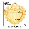 Colgante de corazón chapado en oro de 18k con borde de cuentas y dimensiones claras - Dorado