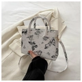 Borsa a tracolla bianca con stampa a farfalla, motivi di stelle e tracolla rimovibile - Grigio