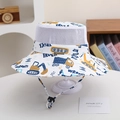 Dettaglio della maglia traspirante e delle stampe di camion cartoni animati sul cappello - 52cm (2-5 Anni) / Escavatore Bianco