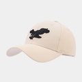 Detalle del bordado de águila sobre el tejido de sarga de algodón transpirable de gorra - Beige