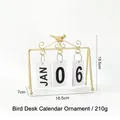 Calendrier perpétuel en métal doré avec oiseau, décoration de table 18,5x16,5x7cm - Calendrier à Feuilles Mobiles Oiseau en Fer - Or