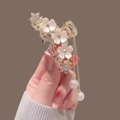 Elegant gold flower hair claw with rhinestone inlay and pearl tassel pendants - 8cm Crescent Tassel