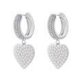 Pendientes de aro plateados con colgantes de corazón de perlas y circonitas brillantes - 1 par / Plateado