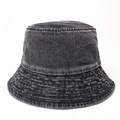 Dettagli del cappello alla pescatora in denim grigio scuro con logo metallico rotondo - Nero / 0,1
