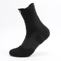 Schwarze gepolsterte Sportsocken mit Fußgewölbestütze und atmungsaktivem Netzgewebe - Gedickt Crew / Schwarz