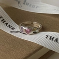 Detailed macro view of colorful zirconia heart ring with s925 silver adjustable band - Pink Heart Vintage Open Ring (J4033)