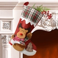 Calza di Natale rossa classica con peluche a renna e decorazione rustica in lino - Stile Alce