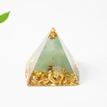 Green aventurine crystal healing orgone pyramid with gold flakes and clear resin finish - 3cm / Green Aventurine
