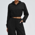 Zwarte sportset voor dames met zonbescherming, jas met capuchon en lange broek - S / Premium Zwart