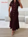 Robe longue en tricot bordeaux élégante à manches courtes et boutons dorés femme - Bordeaux