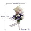 Boutonnière faite main en lys calla blanc et violet avec ruban satin et cristaux - Blanc Violet
