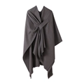 Poncho gris oscuro de imitación cachemir con bordes de flecos y detalle de nudo frontal - Chal de Flecos Puros / Flecos Puro Gris