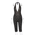 Detailansicht der schwarzen Spitzen-Body mit Neckholder, V-Ausschnitt und Innenfutter - S / Schwarz