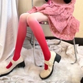 Détail de collants dégradés passant du rose au rouge foncé sur legging velours - Taille unique / Rose