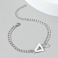 Pulsera de cadena cubana de acero inoxidable plateado con colgante de triángulo - Color Acero