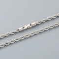 Collana a catena intrecciata in acciaio al titanio con chiusura cilindrica rotante nascosta - Bracciale Intrecciato Acciaio Argentato (22,5 cm)
