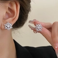 Elegante vintage zilveren sneeuwvlok oorbellen met fonkelende zirkonia stenen - 925 Sterling zilveren oorsteker - Zilveren zirkoon sneeuwvlok oorknopjes