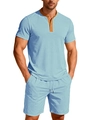 Ensemble deux pièces d'été pour hommes en bleu clair avec tissu texturé et col contrasté - S / Bleu clair