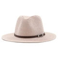 Dettaglio dell'intreccio del classico cappello di paglia con cinturino in pelle - Rosa carne