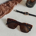 Stylish tortoiseshell polygon sunglasses with dark brown lenses and leopard print frame - Leopard 9