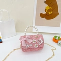 Mini sac fille en tweed rose avec poignée en perles, nœud et bandoulière en métal - Petit / Rouge