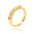 Detalle de anillo chapado en oro 18K con circonitas, patrón espiral y grabado de luna - Estilo Espiral Luna y Estrella (J-1438)