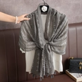 Elegant grey printed linen scarf with white patterns and delicate tassels for women - Gray