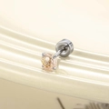 Clou d'oreille cartilage en argent avec zircone champagne et serti à quatre griffes - Zircon 4mm/Fermoir Disque Plat / Rose & Jaune (Pièce Unique)