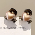 Two champagne pink heart-shaped mini hair claws with pearl finish and amber base - #1 Champagne (two-pack) - 2cm