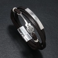 Mehrlagiges Herren-Lederarmband im Punk-Stil mit Gitarrenanhänger und Magnetverschluss - Kaffeebraun
